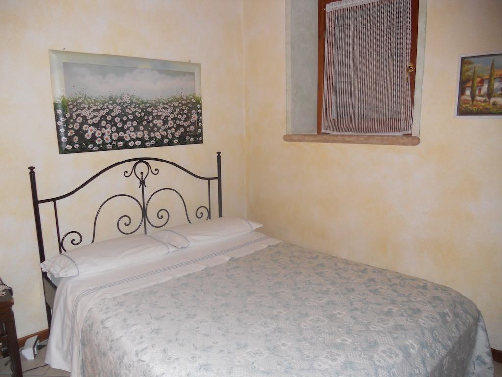 Agriturismo Le Mura Del Gherlo Villa Valeggio sul Mincio Habitación foto