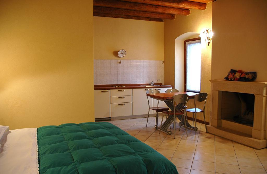 Agriturismo Le Mura Del Gherlo Villa Valeggio sul Mincio Exterior foto