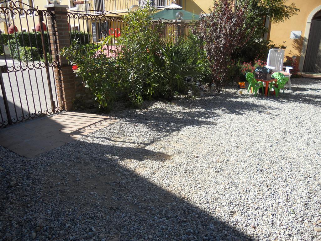 Agriturismo Le Mura Del Gherlo Villa Valeggio sul Mincio Exterior foto